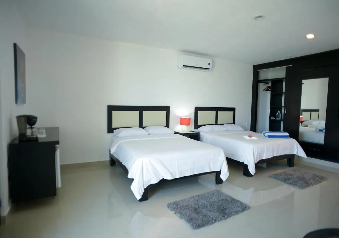Sunrise 42 Suites By Holiday In Playa Playa del Carmen México
